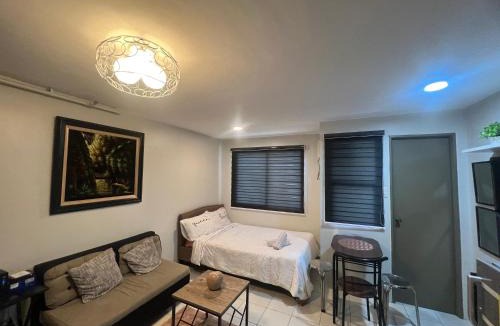 Balibago Apartment | Cozy Boo Staycation near Enchanted kingdom by Dynel