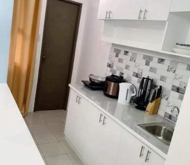 Balibago Apartment | Cozy Boo Suite near Enchanted kingdom by Dynel