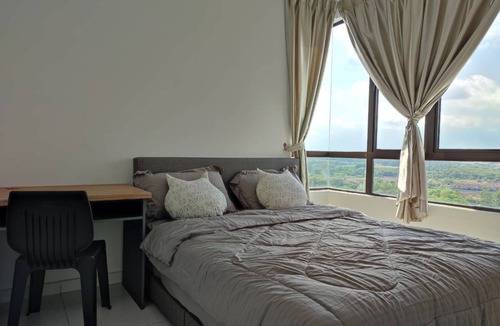 Bukit Beruang Apartment | Cozy Condo @ Melaka Top Hill CityView 7-9pax