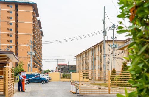 San Dionisio Apartment | Cozy Deluxe Studio Fully Furnished Condo for Rent