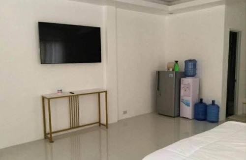 Dipolog House | Cozy Escape with WiFi & Smart TV