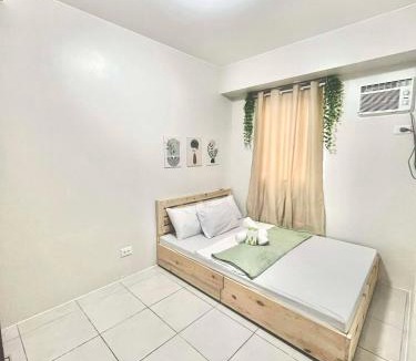 Mandaue Apartment | Cozy Family 2BR Condo for 8pax with Wi-Fi & Netflix Unit Nate by GERRA at Urban Deca Homes Banilad