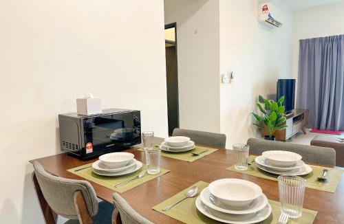 Shah Alam Apartment | Cozy Home Emira Residence 1205