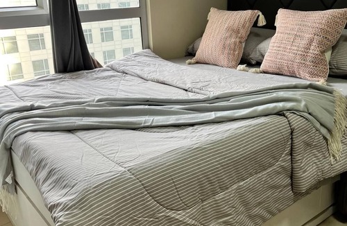 Cebu House | Cozy IT Park Studio - Steps to Ayala Mall, Cafes, Dining & Nightlife