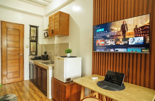 Albay Province House | Cozy Loftbed Wi-Fi & Netflix Along Ligao Natl Road
