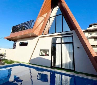 Tagaytay House | Cozy Modern A-Cabin in Tagaytay