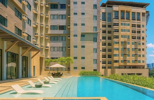 Mabolo Hotel | Cozy Persimmon Condo Cebu