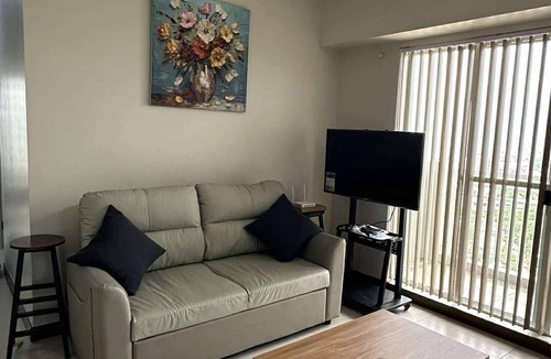 Diliman Condo | Cozy place to stay with family and friends