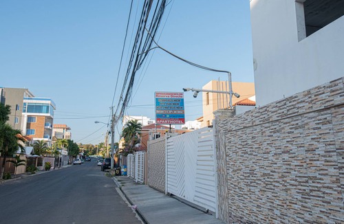 Corales del Sur Apartment | Cozy Studio with Private Kitchen 300 Mbps Wi-Fi Near SDQ Airport