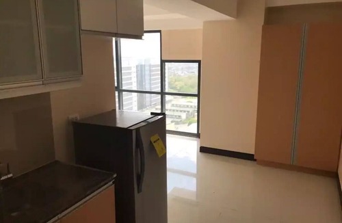 Pinagsama Apartment | Cozy Studio in Taguig w pool/gym Wi-Fi Netflix 16m