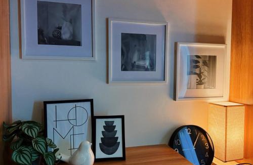 Bakilid Apartment | Cozy Studio with Workspace at The Highline Residences