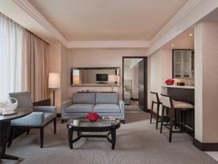 Alabang Hotel | Crimson Hotel Filinvest City, Manila
