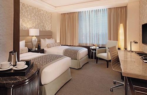 Alabang Hotel | Crimson Hotel Filinvest City Manila