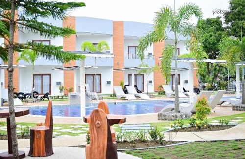 Gloria Resort | Crown of the Orient Beach Resort