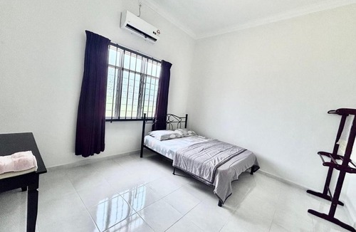 Balik Bukit House | CT Homestay Dungun