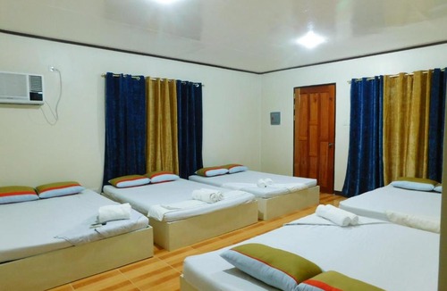 General Luna House | CUADRO INN