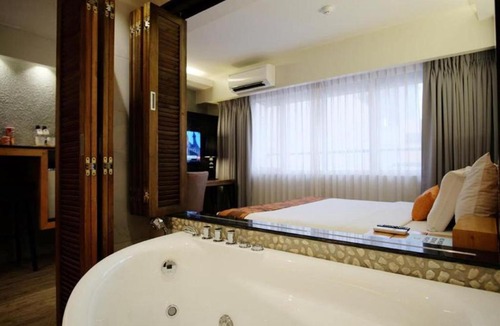 Capitol Site Hotel | Cuarto Hotels Cebu