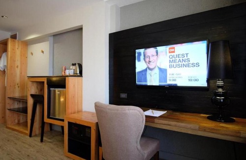 Capitol Site Hotel | Cuarto Hotels Cebu