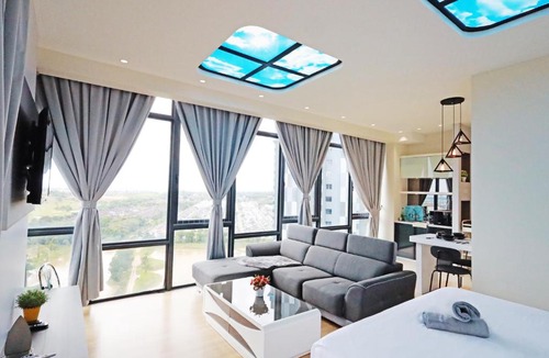 Tebrau Apartment | CUBE8TEEN#Austin Central #Walk to Little Paris