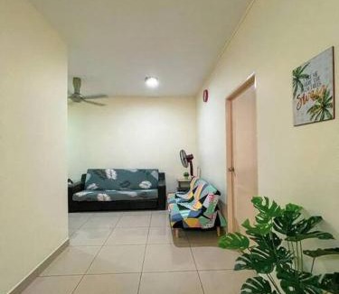Penampang Apartment | Cybercity Ph1 near KKIA by Family Homestay