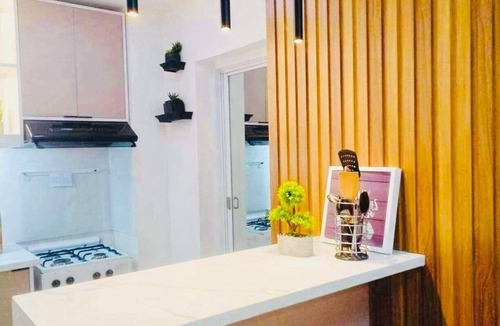 West Triangle Condo | Cylo’s Place is a convenient& accessable staycation in the Metro.