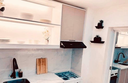West Triangle Condo | Cylo’s Place is a convenient& accessable staycation in the Metro.