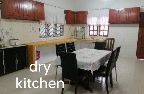 Pontian House | D'Aman Guesthouse Pontian