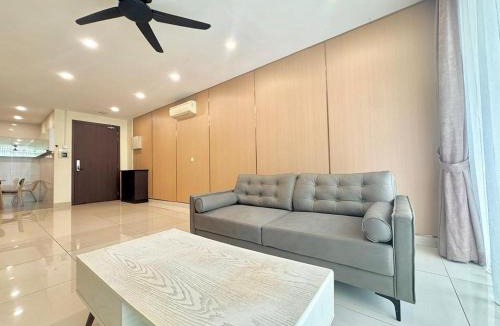 Taman Century Apartment | D' Esplanade by Luxecocoo