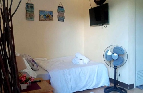 Bagasbas Apartment | D'isla home stay