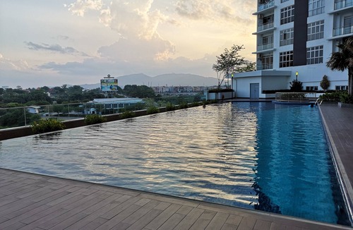 Daerah Kulai Apartment | D'Putra Suites & Homestay @ Near Senai Airport/JPO Mall/AEON & IOI Mall