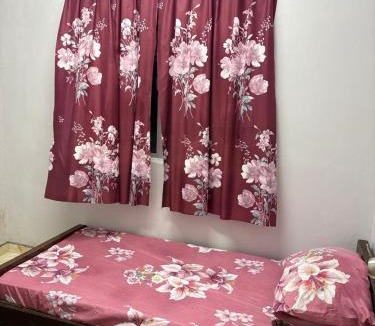 Kota Tinggi District House | D'Ratna Homestay Kota Tinggi
