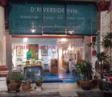 Kampung Jawa Hotel | D Riverside Inn