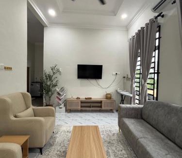 Kampung Telaga Mengkudu House | D Teratak Homestay