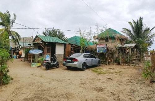 Gubat House | Dagat-Dagatan Beach Camp-Viajeros Booking Services