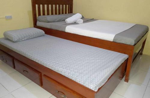 Pamplona House | DaLei Suites in Pamplona