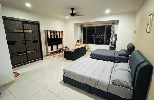 Usj 1 Apartment | Damen Suite Sunway Subang by DW