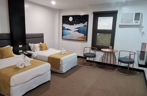 Angeles City Hotel | Dancenter Boss Hotel Near Clark International Airport
