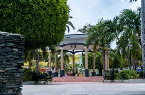 Barahona Apartment | Danshari Room B-3 (Parking-Breakfast included) Malecon-Beaches 10 minutes away
