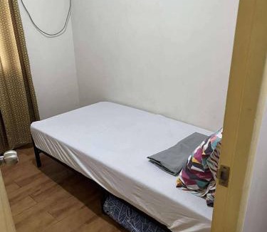 Sasa Apartment | Davao Condo 2BR Pool Wifi Netflix