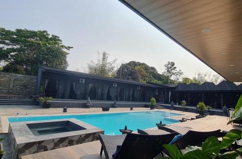 Bolinao Resort | DE PORCH