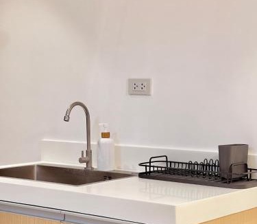 Pallocan Apartment | Debbie's Modern 1 BR Condo Unit