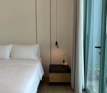 Likas Apartment | Deluxe 1BR Seaview and Mountain View with balcony