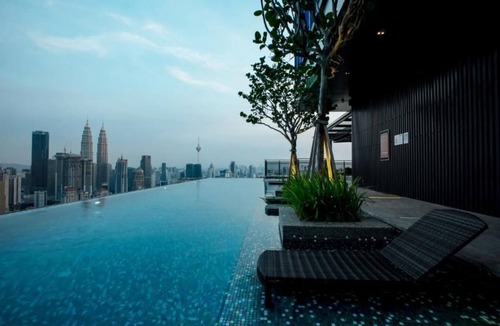Titiwangsa Apartment | Deluxe King Suite with Twin Tower View 24