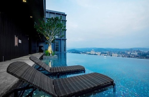 Titiwangsa Apartment | Deluxe King Suite with Twin Tower View 24