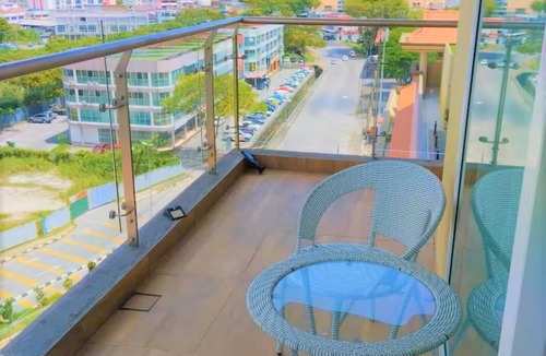Kuching Apartment | Deluxe Kuching Couple Suite @ Riverine Kuching