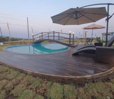 Iba Resort | DELUXE ROOM BY THE POOL