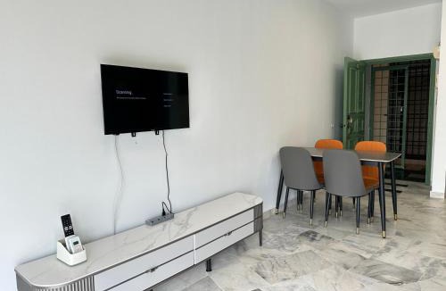 Baharu Apartment | Deluxe room marina View Villas