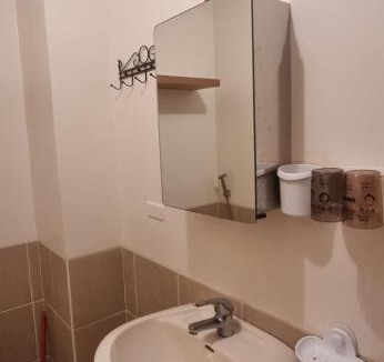 A. Bonifacio Apartment | Deluxe Studio Unit in QC for Staycation