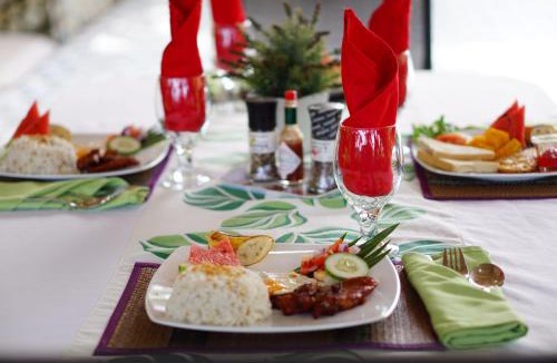 San Pedro Villa | Denika's Suites