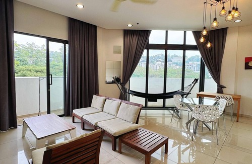Kuala Lumpur Apartment | Desa Parkcity 1-bedroom apartment with AC in Kuala Lumpur